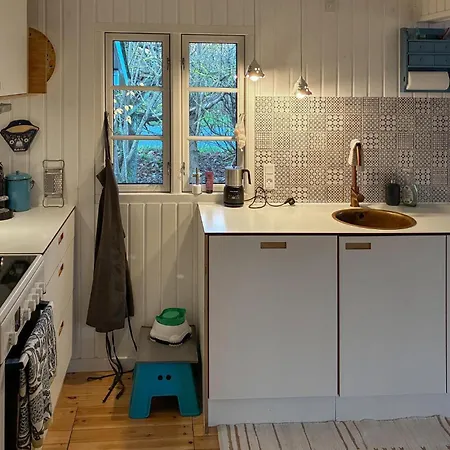 3 Bedroom Awesome In *
